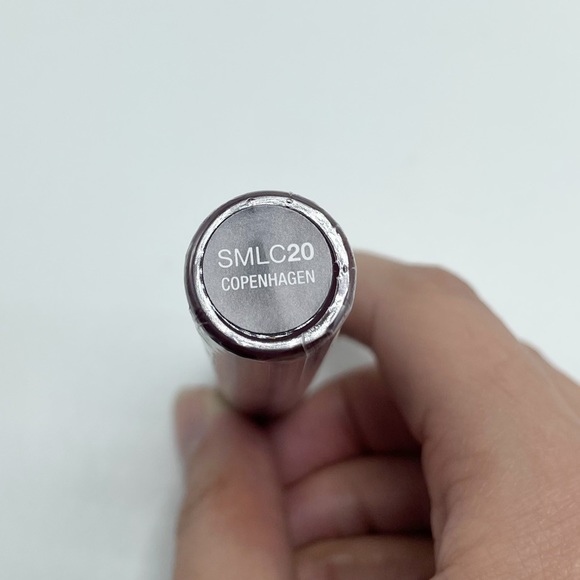 NYX Liquid Illuminator, Matte Liquid Lip Cream, Whipped Lip & Cheek Soufflé - Picture 5 of 9